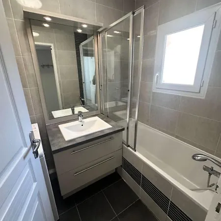 - 1 En Rez De Jardin Dans Le Domaine De La Coudouliere Mae-1033 סיס-פור-לה-פלאז'